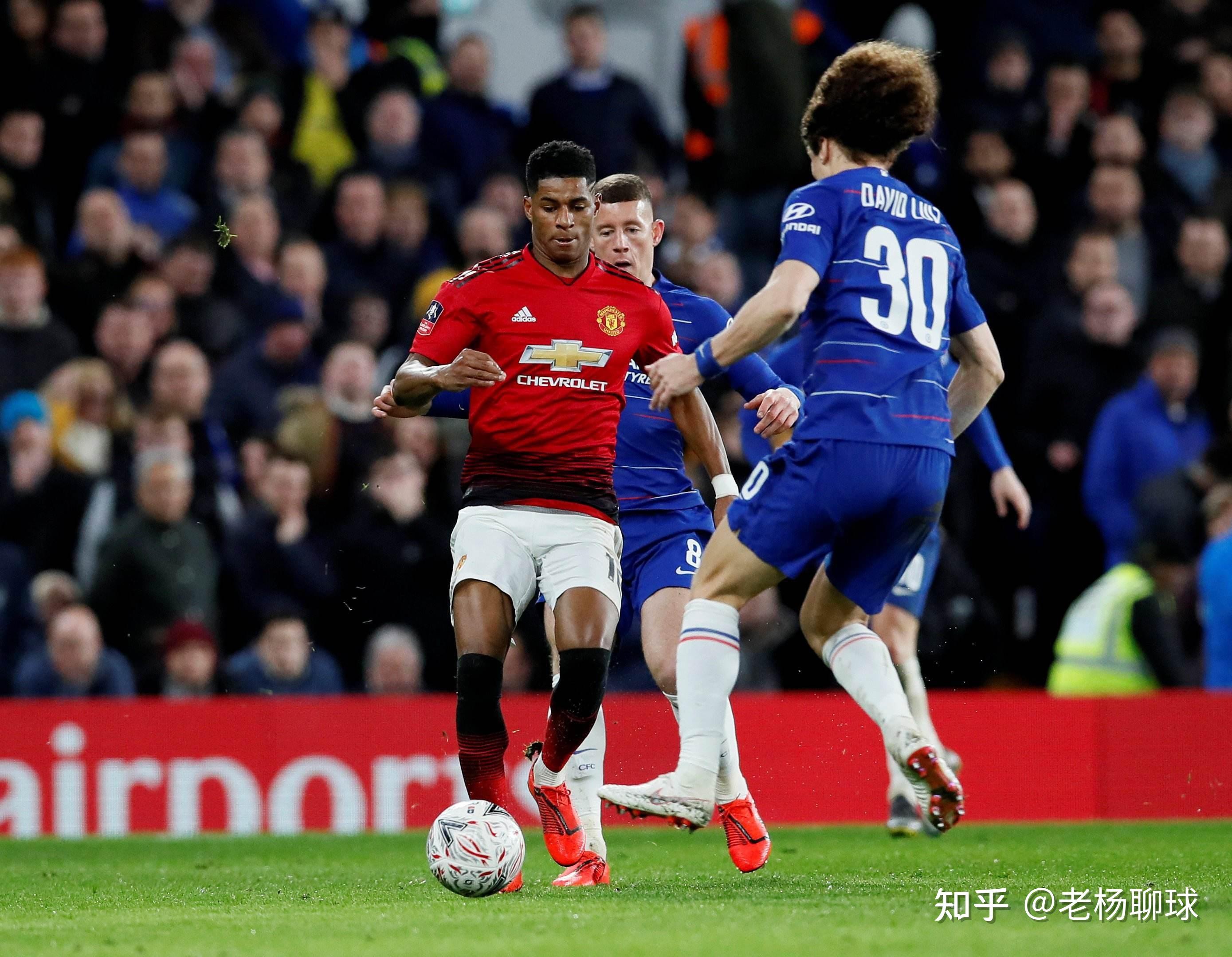 起跑线上竞 起跑线上竞