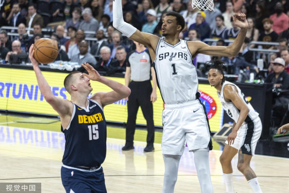 场拓展的长 场拓展的长